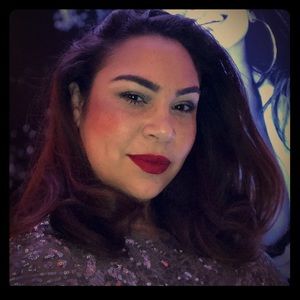 Meet your Posher, Miriam